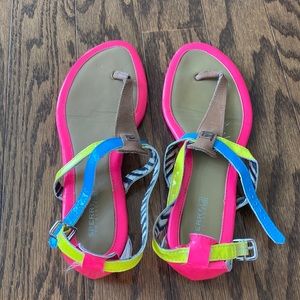 Fun, neon Sperry sandals
